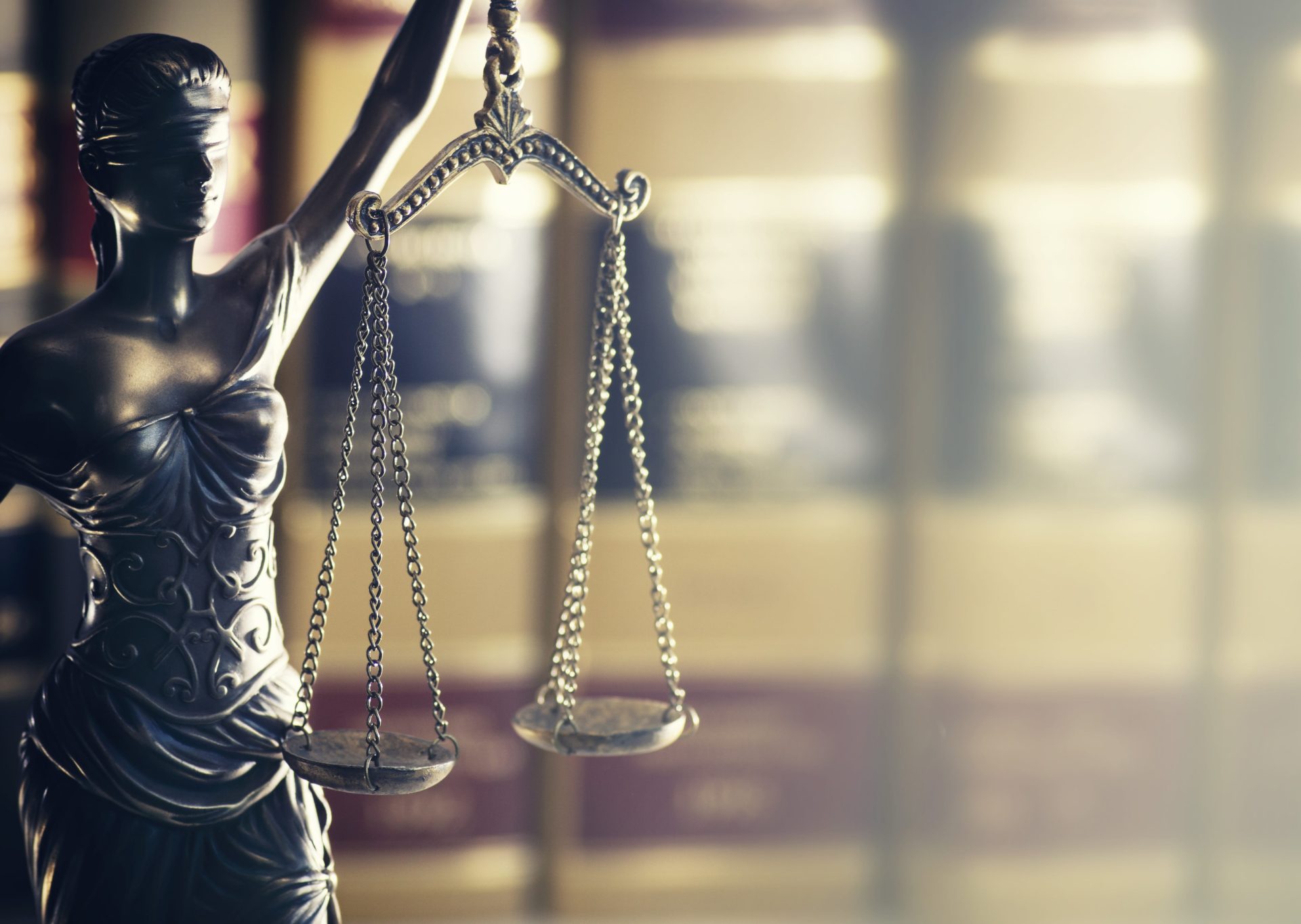 should children who commit crimes be tried as adults